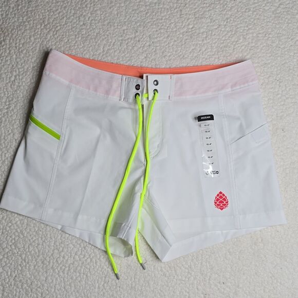 1170 NWT STIO Women’s CFS Board Short Sz 10 X 4" - Picture 3 of 7